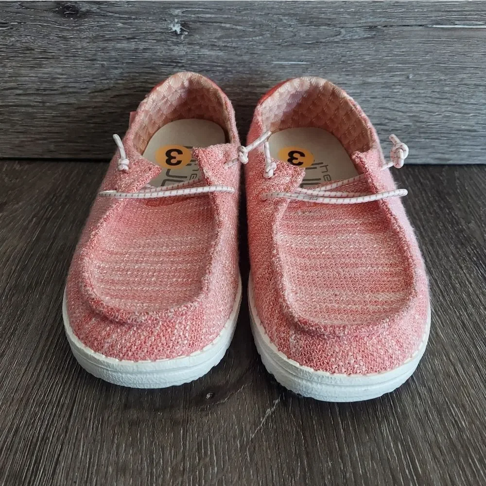 EUC Hey Dude Wendy Stretch Coral Pearl Moccasin 3Y